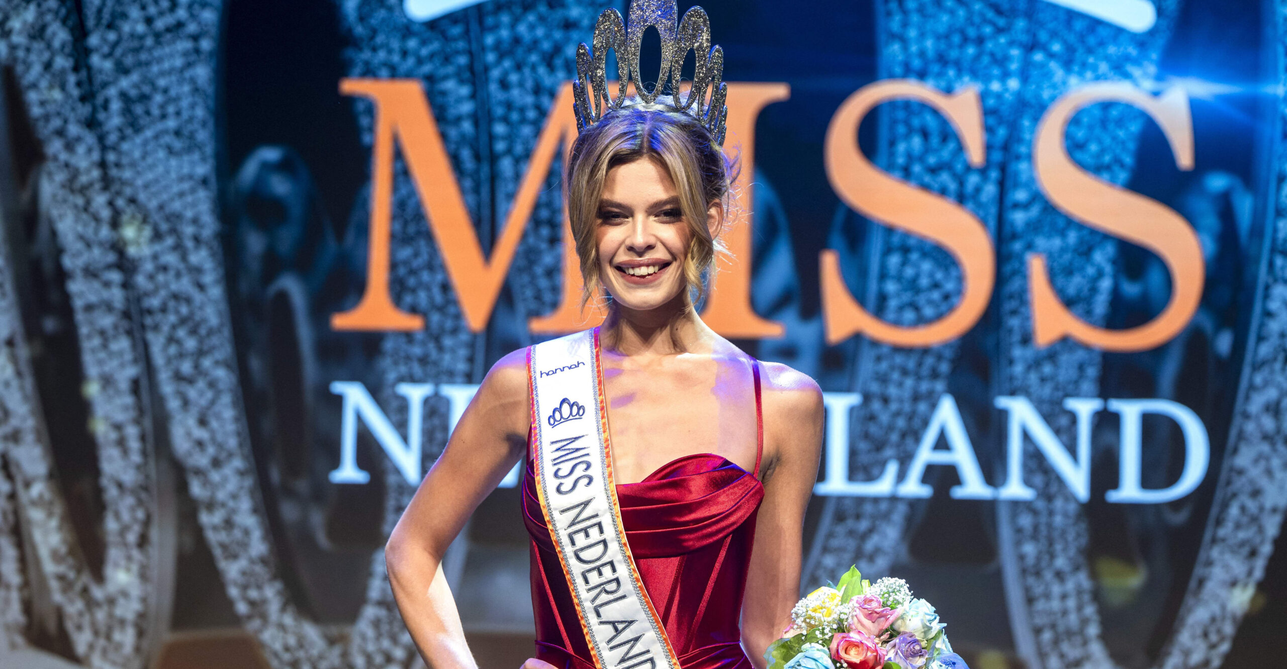 Transgender Model Wins Miss Universe Pageant in the Netherlands Long
